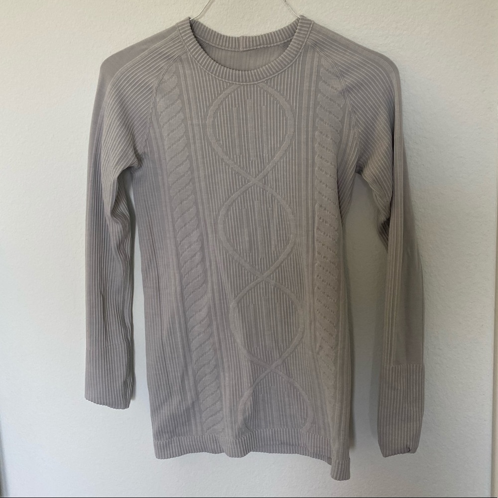 LULULEMON sweater long sleeve size 2